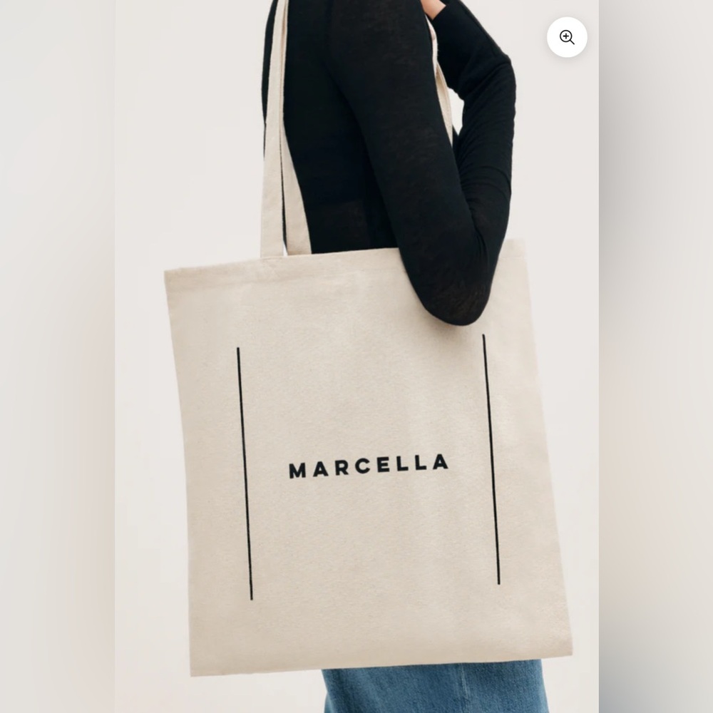 NEW MARELLA NYC Beige/ White Canvas Cotton Tote